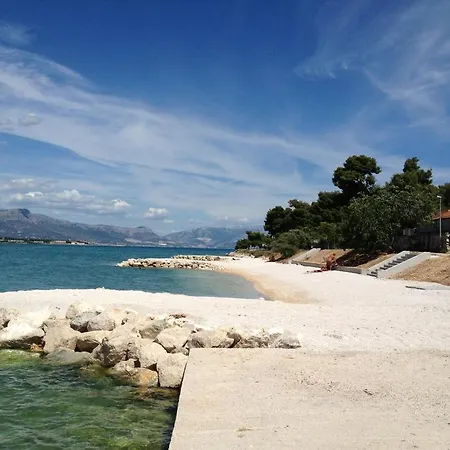 Apartments Kapetanovi Dvori Trogir Room photo