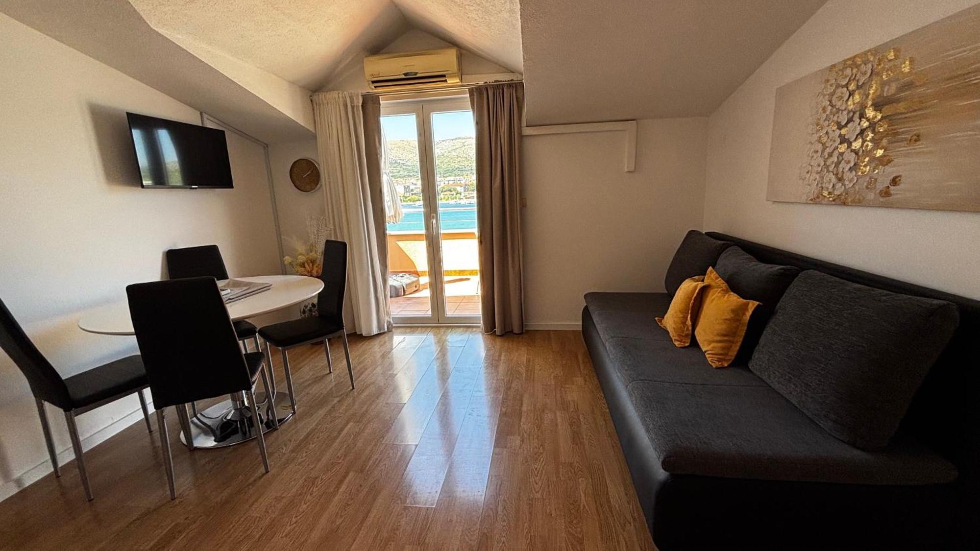 Kapetanovi Dvori Trogir